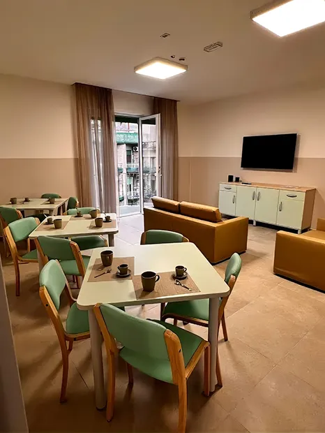 Harmony gruppo appartamento via CaraccioloNAPOLI